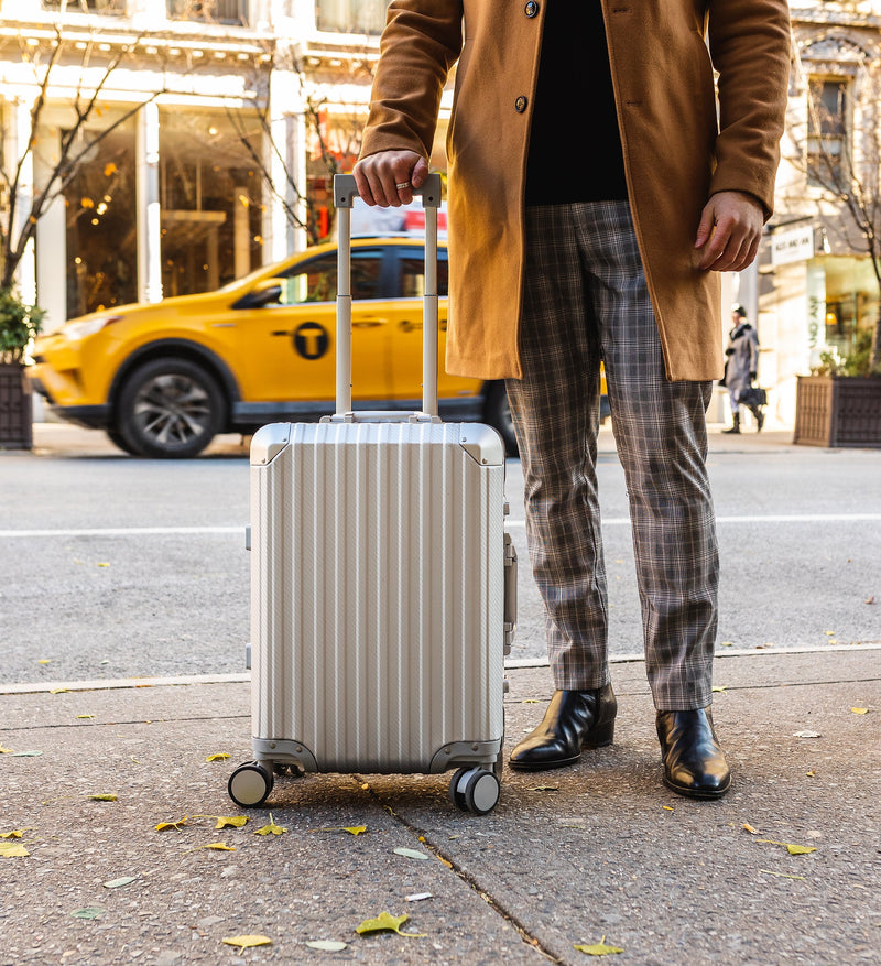 AURA S – ALUMINIUM Suitcase
